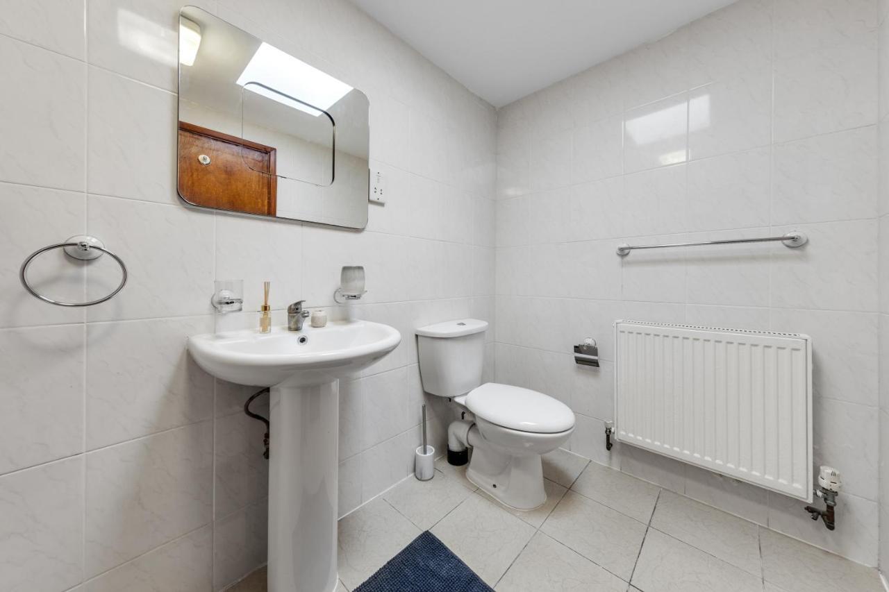 Апартаменты Cozy 1 Bed/Sleep 3/ Лондон Экстерьер фото